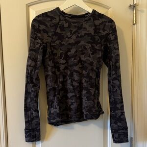 Lululemon Athletica Black Camo Long Sleeve Tee